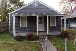 Pre-foreclosure in  NEWMAN AVE Clarksville, IN 47129