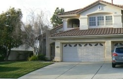 Pre-foreclosure in  PASEO PARALLON Temecula, CA 92592