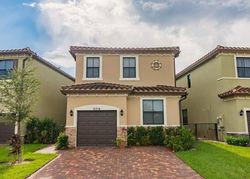 Pre-foreclosure in  NW 50TH TER Fort Lauderdale, FL 33319