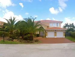 Pre-foreclosure in  SW 190TH ST Miami, FL 33157