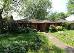 Pre-foreclosure in  E 6TH ST Lockport, IL 60441