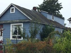 Pre-foreclosure in  S MONTGOMERY ST Tacoma, WA 98409