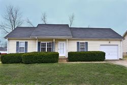 Pre-foreclosure in  TABBY DR Clarksville, TN 37042