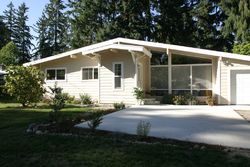 Pre-foreclosure in  SE 20TH ST Bellevue, WA 98007