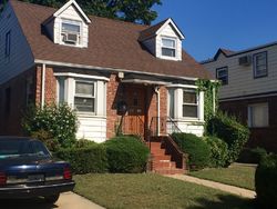 Pre-foreclosure Listing in 179TH ST FRESH MEADOWS, NY 11365