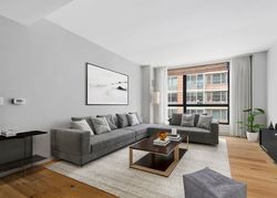 Pre-foreclosure in  W 28TH ST B New York, NY 10001