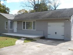 Pre-foreclosure Listing in WALNUT VALLEY RD CLINTON, TN 37716