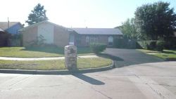 Pre-foreclosure in  SW CHAUCER DR Lawton, OK 73505