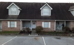 Pre-foreclosure in  SILVERBROOK DR Knoxville, TN 37923