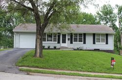 Pre-foreclosure in  N DELAWARE ST Independence, MO 64050