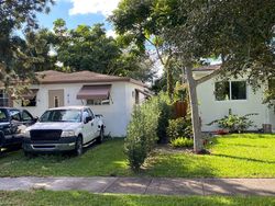 Pre-foreclosure in  DE LEON DR Miami, FL 33166