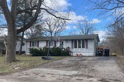 Pre-foreclosure in  BUNNY AVE Mchenry, IL 60051
