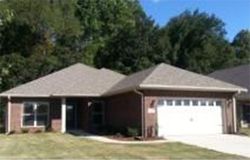 Pre-foreclosure in  WILLOW TREE DR Meridianville, AL 35759