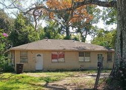 Pre-foreclosure in  W BROOKSTOWN DR Baton Rouge, LA 70805