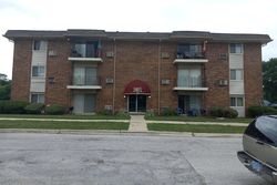 Pre-foreclosure in  CANAL ST B Blue Island, IL 60406