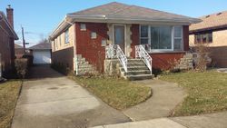Pre-foreclosure in  N OVERHILL AVE Harwood Heights, IL 60706