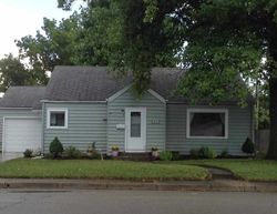 Pre-foreclosure in  E TOWNLEY ST Bluffton, IN 46714