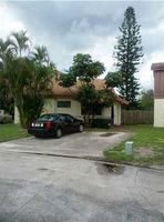 Pre-foreclosure in  SW 21ST ST Hollywood, FL 33025