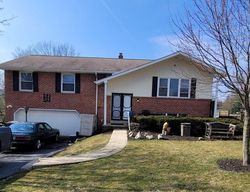 Pre-foreclosure in  THORNBURY RD Reading, PA 19606