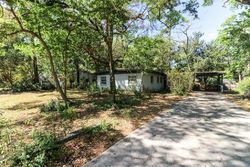 Pre-foreclosure in  NW 22ND PL Gainesville, FL 32605