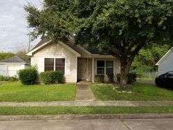 Pre-foreclosure in  FINNIGAN PARK PLACE CT Houston, TX 77020