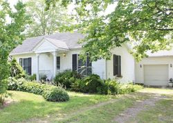 Pre-foreclosure Listing in COOK RD ROOTSTOWN, OH 44272
