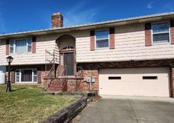 Pre-foreclosure in  DELTA DR Uniontown, OH 44685