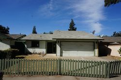 Pre-foreclosure in  INEZ DR Modesto, CA 95351