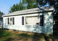 Pre-foreclosure in  DRUM AVE Capitol Heights, MD 20743