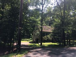 Pre-foreclosure Listing in SKY HIGH DR BARTONSVILLE, PA 18321