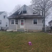 Pre-foreclosure in  E 22ND AVE Columbus, OH 43211