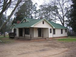 Pre-foreclosure in  COLLEGE AVE Shelby, NC 28152