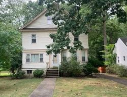 Pre-foreclosure in  W PALISADE AVE Englewood, NJ 07631