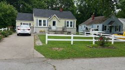 Pre-foreclosure Listing in S LIBERTY ST INDEPENDENCE, MO 64055
