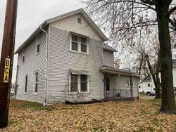 Pre-foreclosure in  S 3RD ST Marshalltown, IA 50158