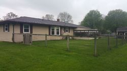 Pre-foreclosure in  RIVER MANOR BLVD Elkhart, IN 46516