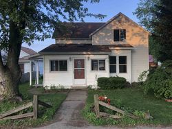 Pre-foreclosure Listing in S NEWTON ST GOODLAND, IN 47948