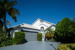 Pre-foreclosure in  GREAT GLEN CIR Delray Beach, FL 33446