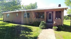 Pre-foreclosure in  W HIGHWAY 28 Rover, AR 72860