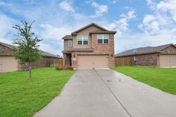 Pre-foreclosure in  BAUER SKY DR Hockley, TX 77447