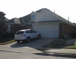 Pre-foreclosure in  DEVINSTONE CT Fort Worth, TX 76177
