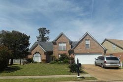 Pre-foreclosure in  WALTON HILL DR Memphis, TN 38125