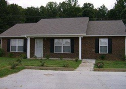 Pre-foreclosure in  MOUNTAIN BERRY DR Sevierville, TN 37862