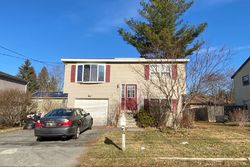 Pre-foreclosure in  HILLCREST AVE Schenectady, NY 12304