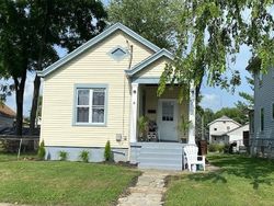Pre-foreclosure Listing in MCKEE ST LATONIA, KY 41015