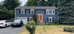 Pre-foreclosure in  THOROUGHBRED LN Albany, NY 12205