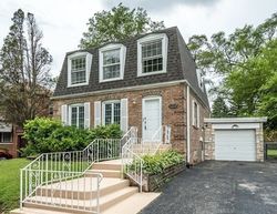 Pre-foreclosure Listing in BUCKINGHAM AVE WESTCHESTER, IL 60154