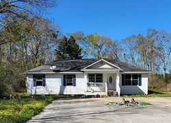 Pre-foreclosure in  CLARK ST Baton Rouge, LA 70811