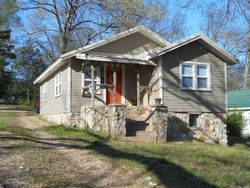 Pre-foreclosure in  PINE ST Doniphan, MO 63935