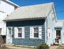 Pre-foreclosure Listing in S MAIN ST FREEPORT, NY 11520